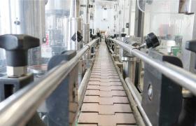 Panduan Praktis Untuk Menggunakan Table Top Chain Dalam Sistem Conveyor Industri